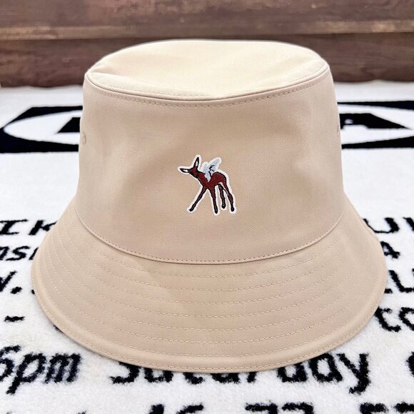 Burberry Bambi With Wings & 'I AM A UNICORN' Embroidered Logo Beige Bucket Hat - Picture 1 of 7